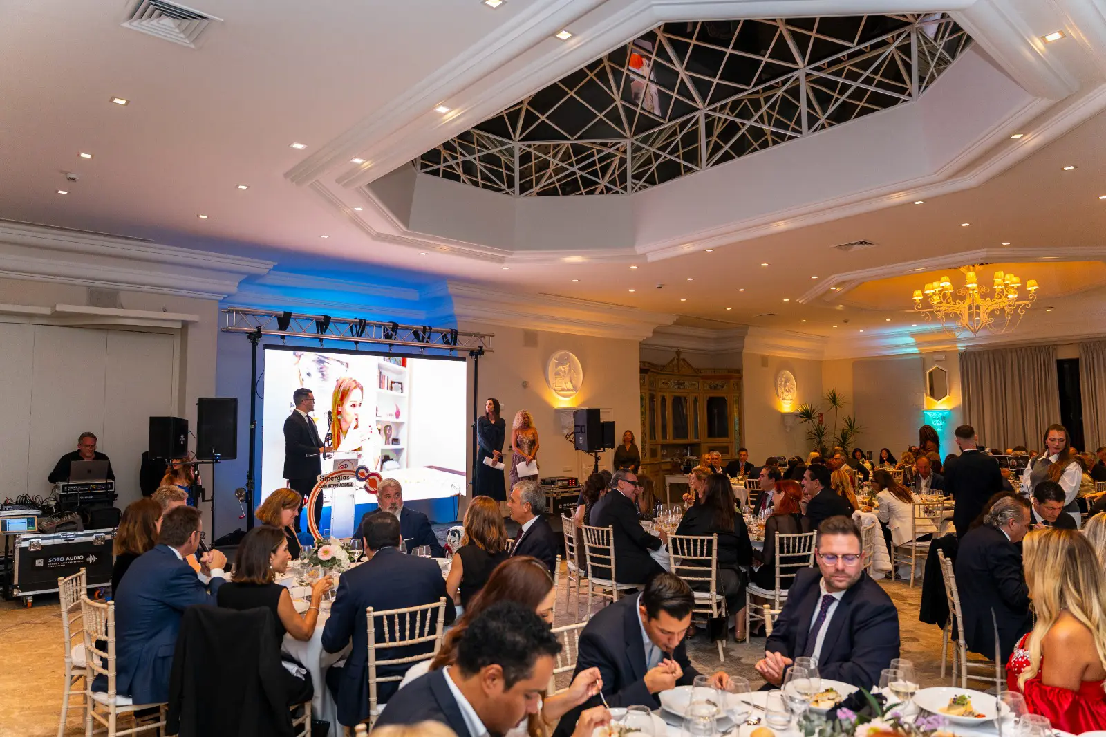 Lee más sobre el artículo Gala Solidaria de Sinergias Club 2025